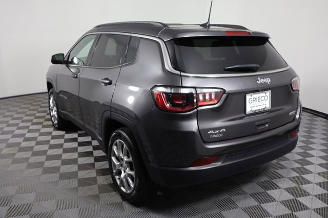 Used 2023 Jeep Compass Latitude image 6