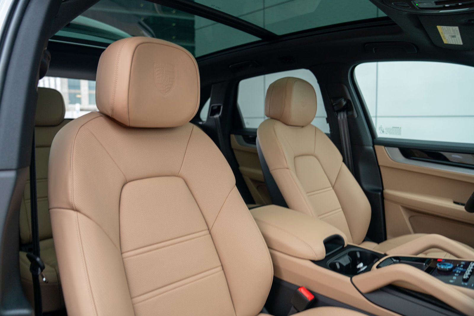 Certified 2026 Porsche Cayenne AWD/4WD image 26