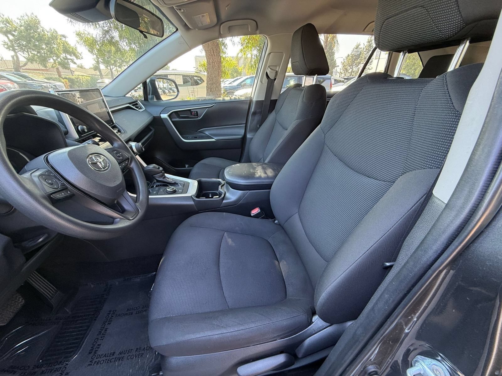 Used 2024 Toyota RAV4 LE AWD/4WD image 22