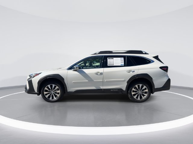 Used 2025 Subaru Outback Touring XT AWD/4WD image 5