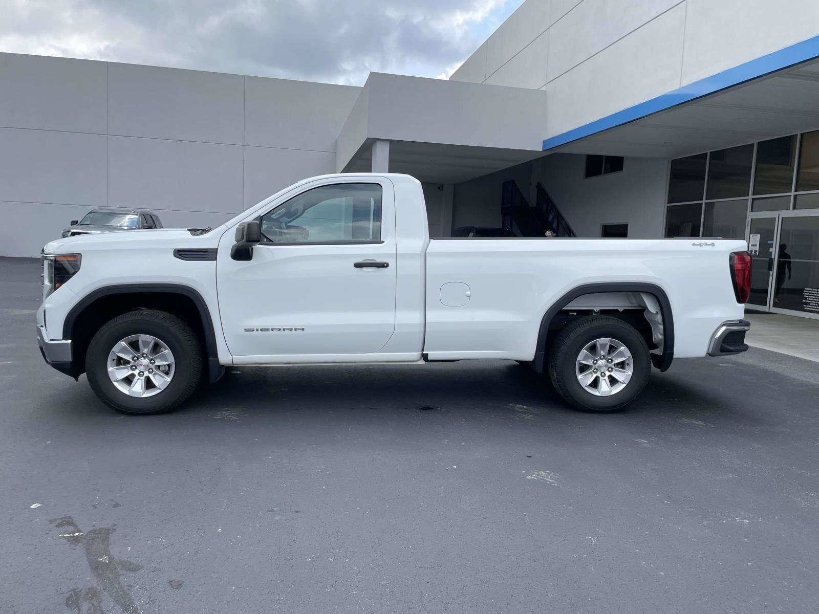 Certified 2023 GMC Sierra 1500 Pro w/ Pro Value Package AWD/4WD image 6