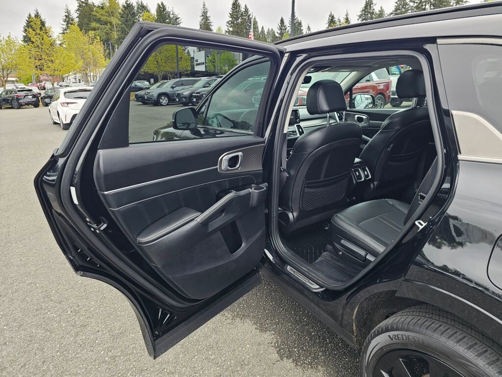 Used 2021 Kia Sorento SX AWD/4WD image 23