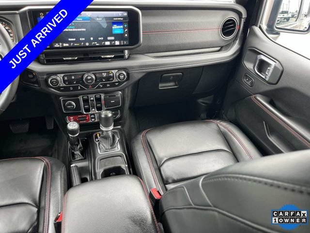 Certified 2025 Jeep Wrangler Unlimited Rubicon AWD/4WD image 14