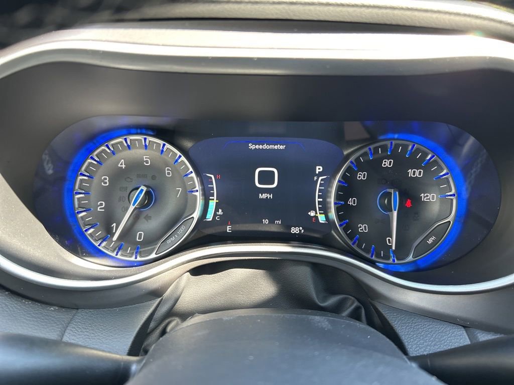 New 2026 Chrysler Voyager LX image 19