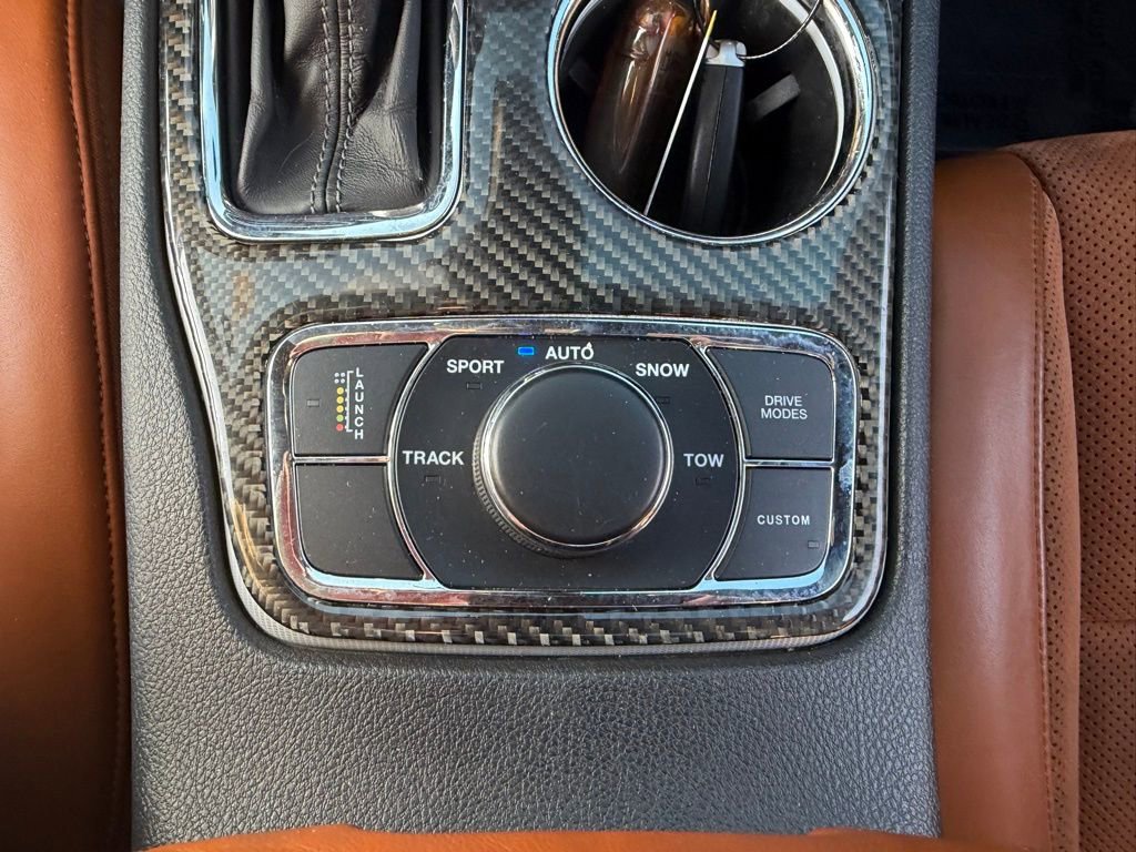 Used 2018 Jeep Grand Cherokee SRT image 29