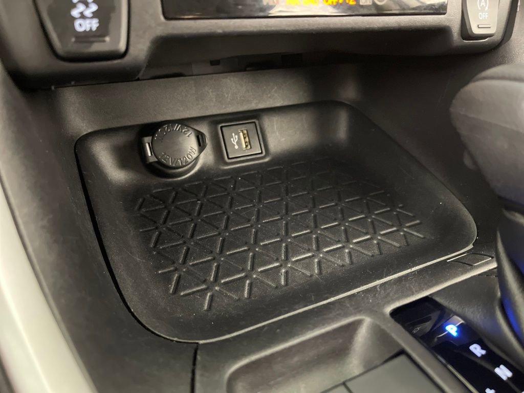 Certified 2024 Toyota RAV4 LE image 30
