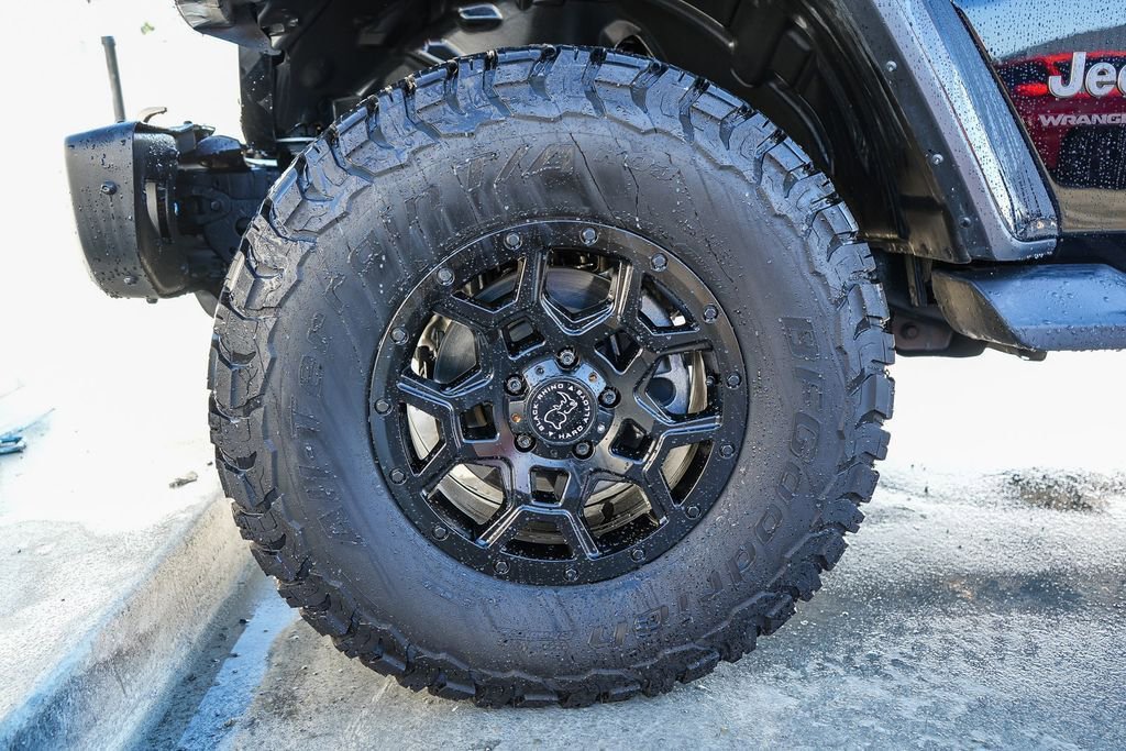 Used 2023 Jeep Wrangler Unlimited Rubicon 392 w/ Trailer Tow Package AWD/4WD image 11