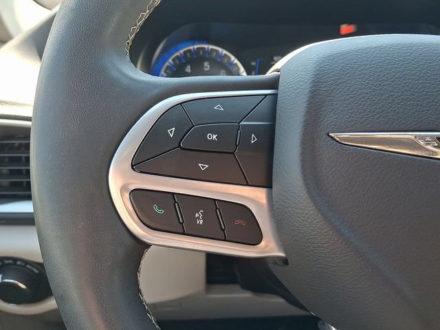 Used 2023 Chrysler Voyager LX FWD image 21