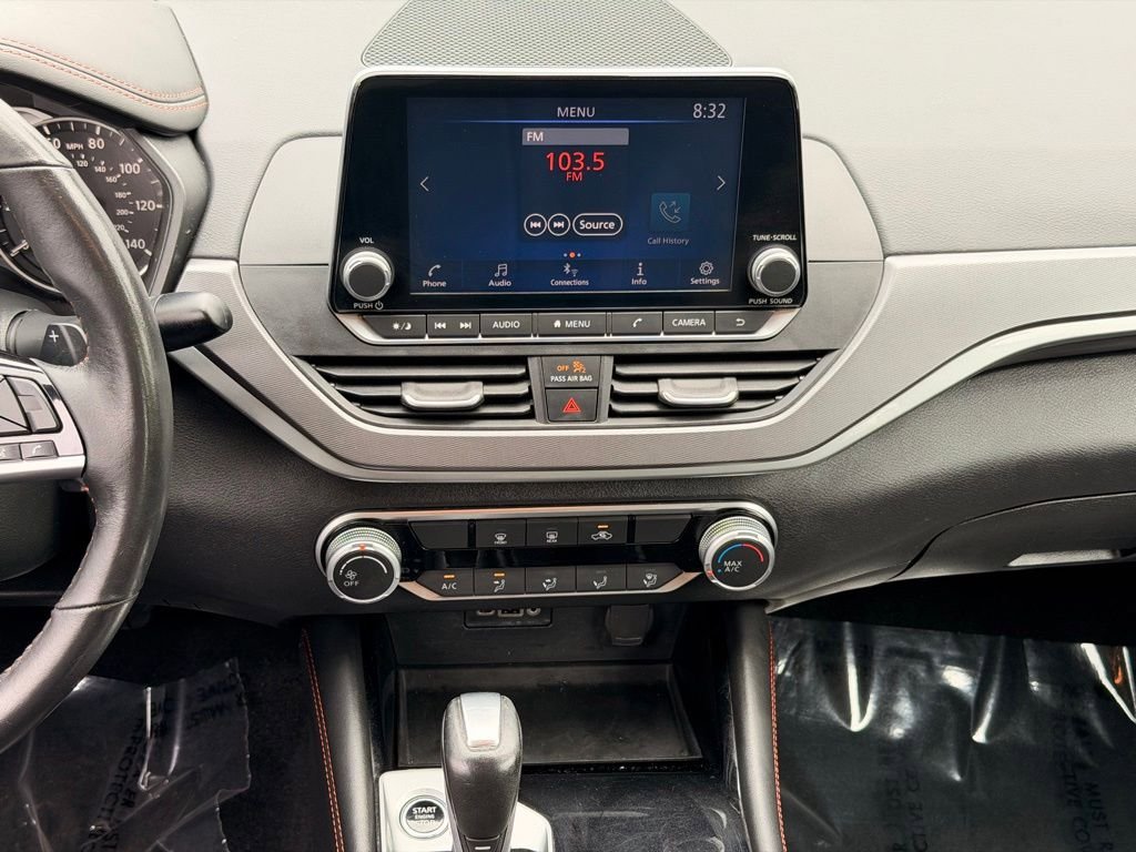 Used 2024 Nissan Altima 2.5 SR FWD image 19