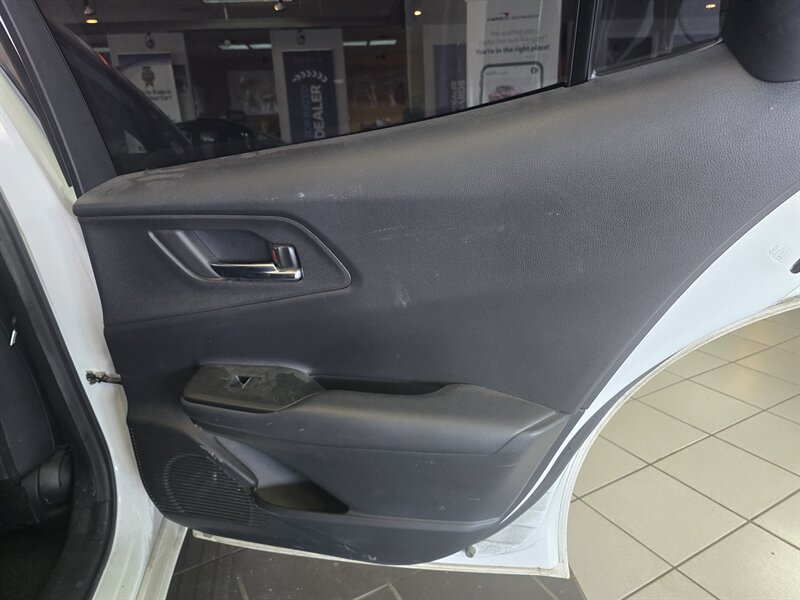 Used 2023 Toyota Prius Prime FWD image 16