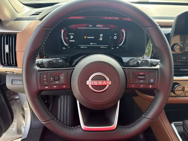 Used 2025 Nissan Pathfinder Platinum w/ Cargo Package image 28