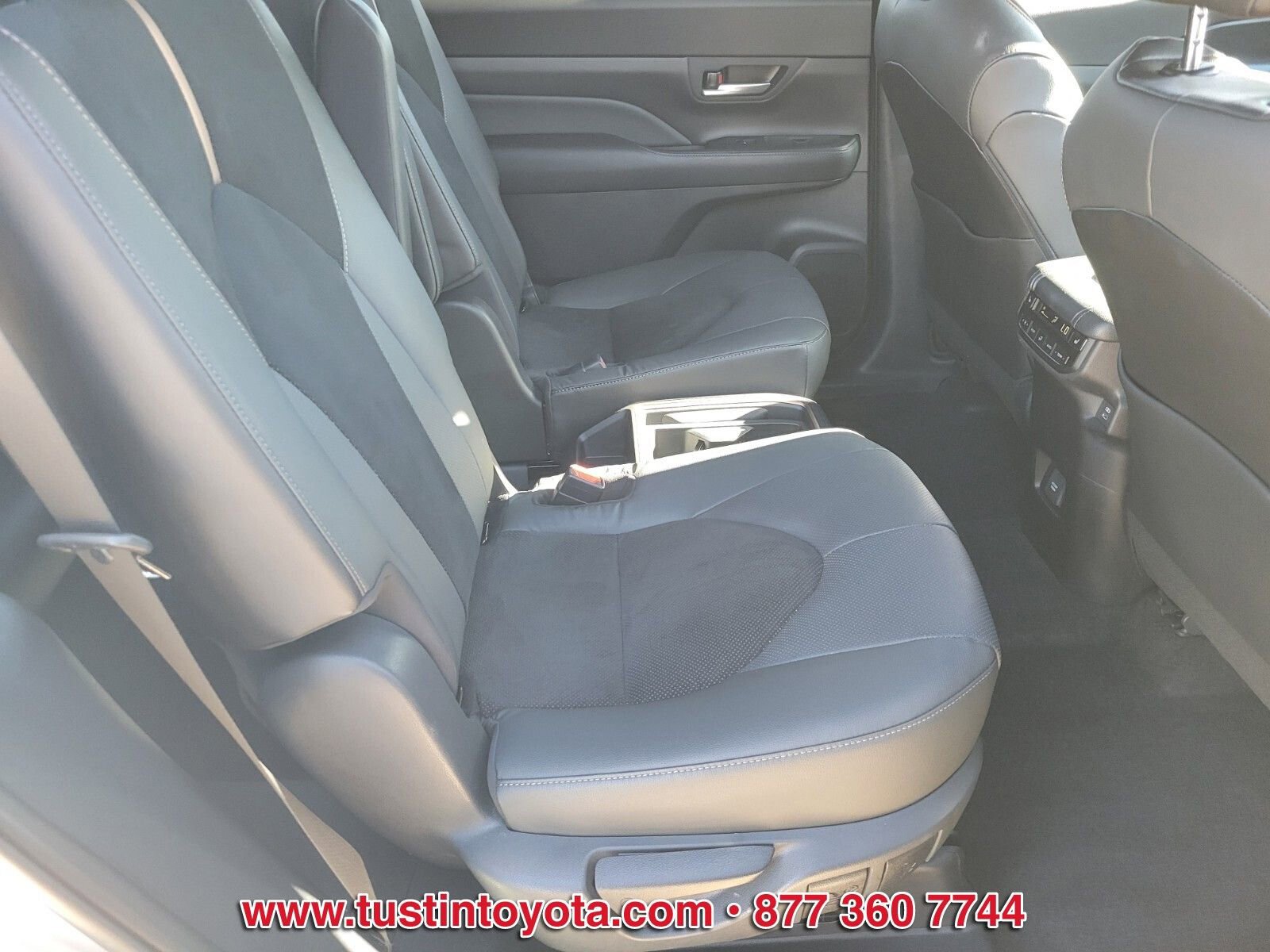 Certified 2024 Toyota Grand Highlander AWD Hybrid image 16