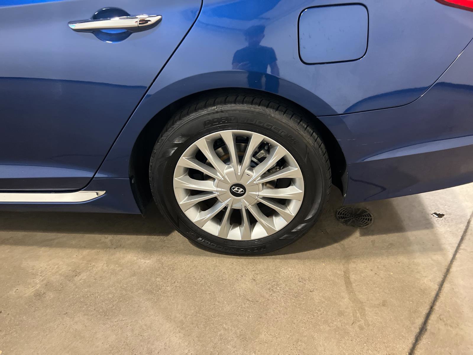 Used 2015 Hyundai Sonata Limited w/ Option Group 05 image 41