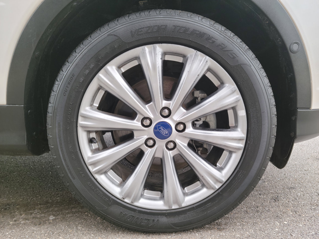 Used 2018 Ford Escape Titanium image 24