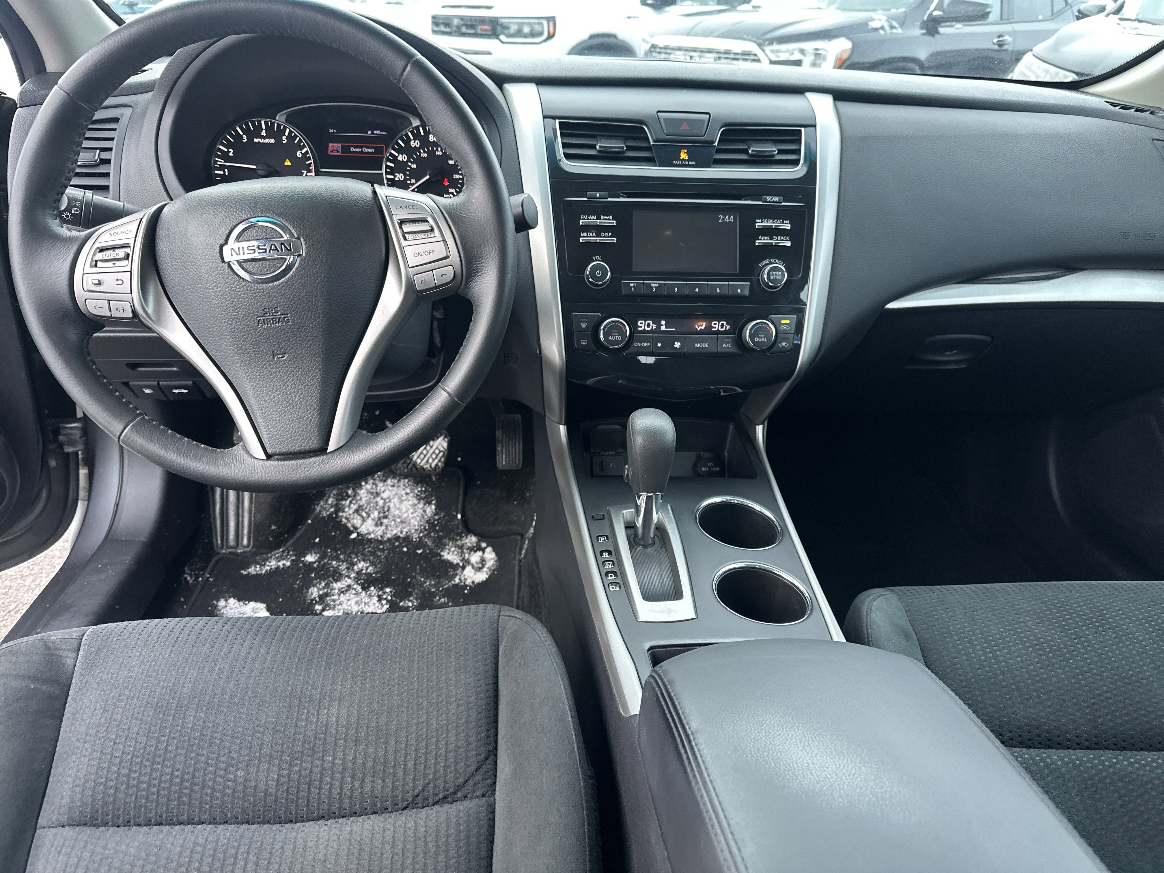Used 2015 Nissan Altima 2.5 SV image 18