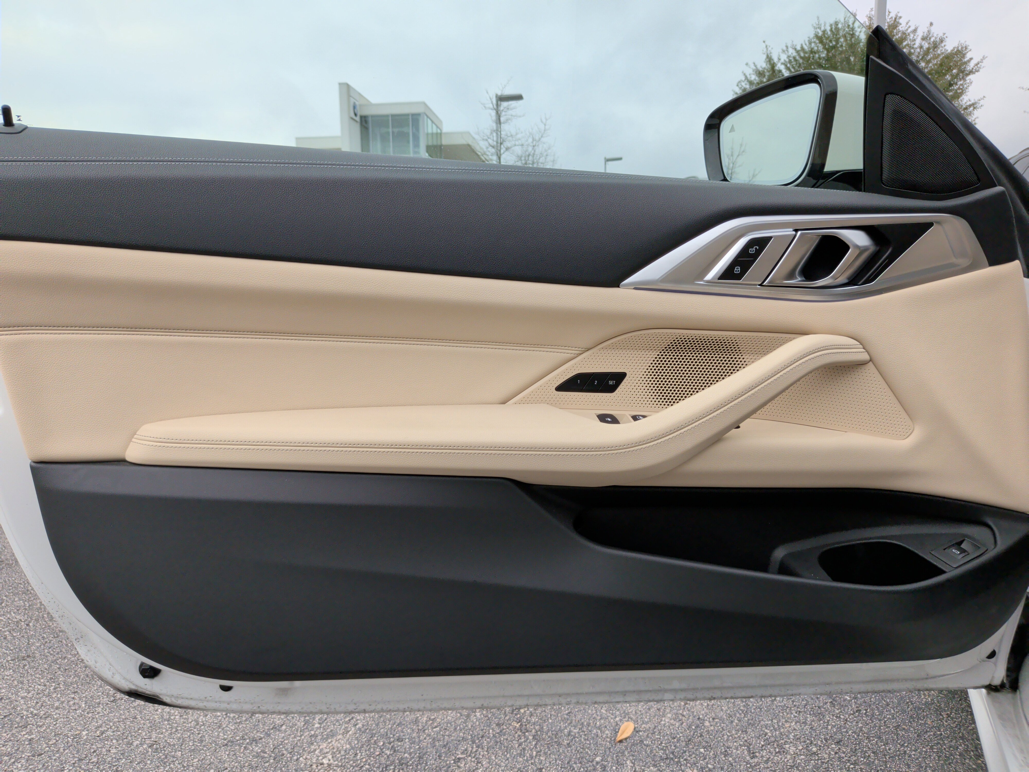 Used 2023 BMW 430i Convertible w/ M Sport Package image 29