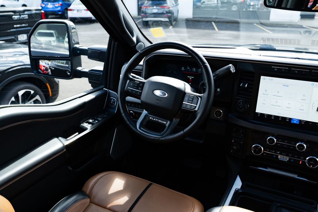 Used 2024 Ford F250 Platinum image 10