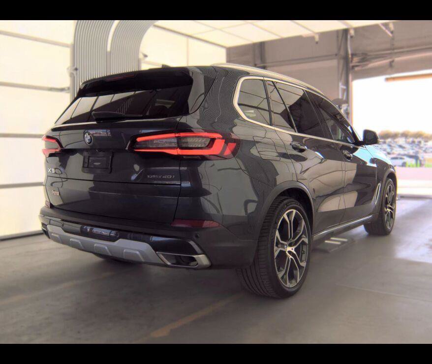 Used 2021 BMW X5 sDrive40i w/ Premium Package RWD image 9