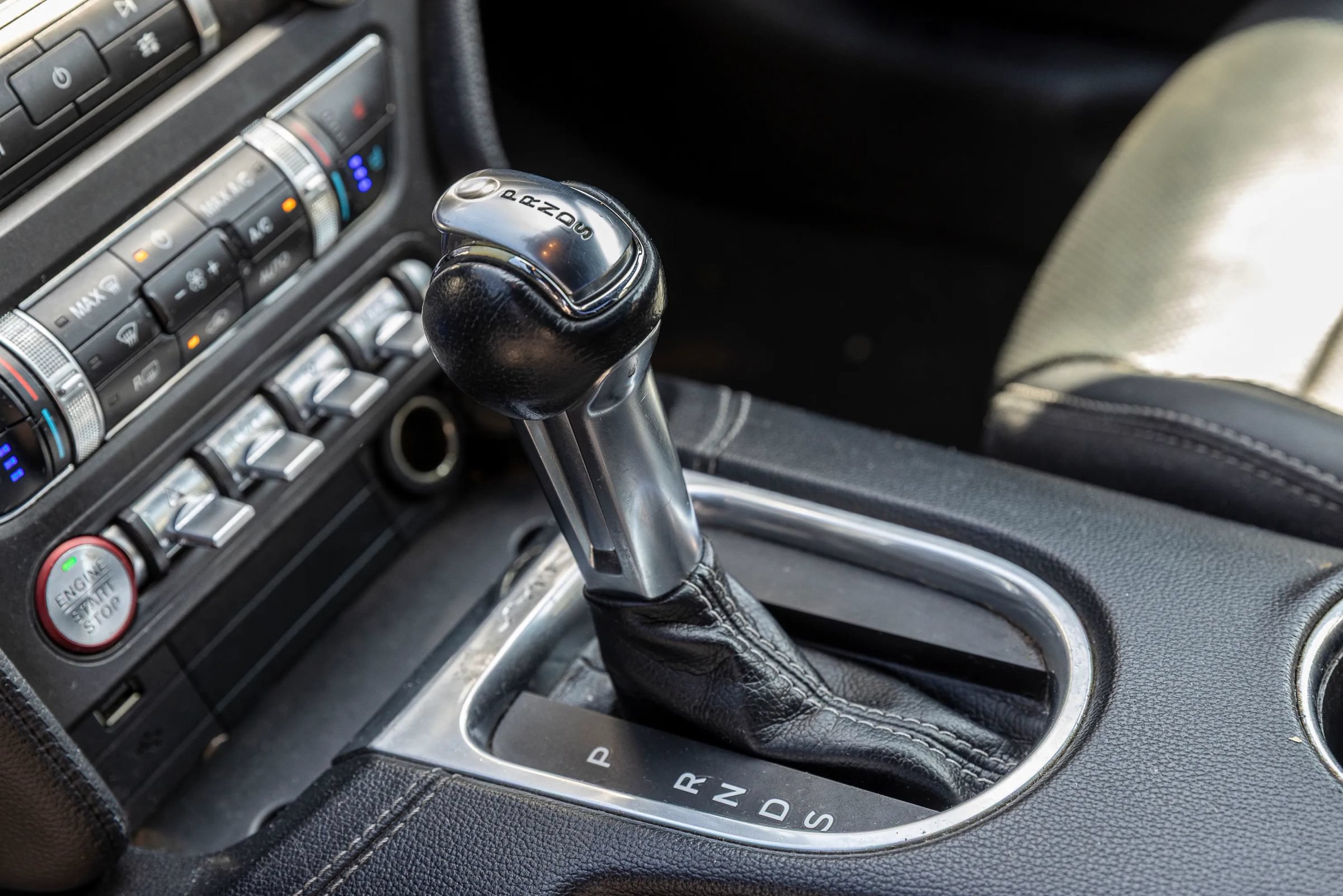 Used 2019 Ford Mustang GT Premium w/ Equipment Group 401A RWD image 22