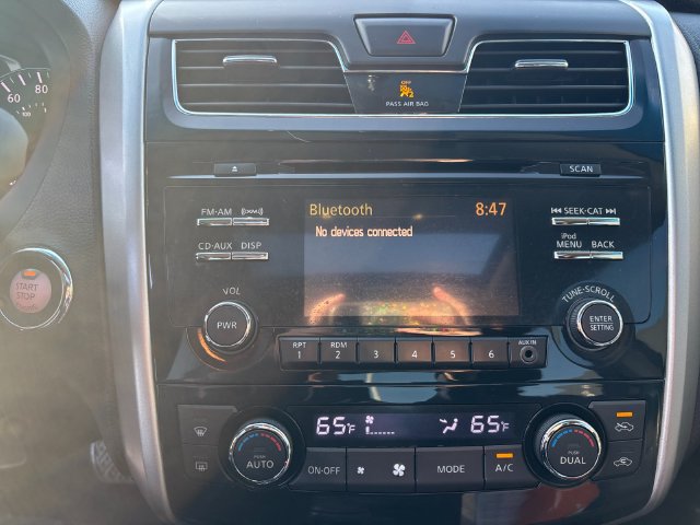 Used 2013 Nissan Altima 3.5 SL FWD image 20
