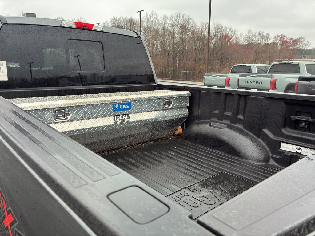 Used 2020 Ford F250 Platinum w/ FX4 Off-Road Package image 7