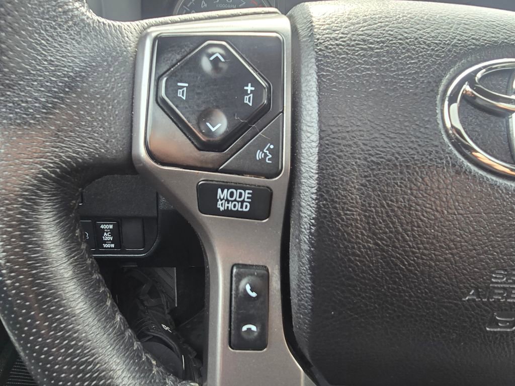 Used 2021 Toyota Tacoma Limited image 21