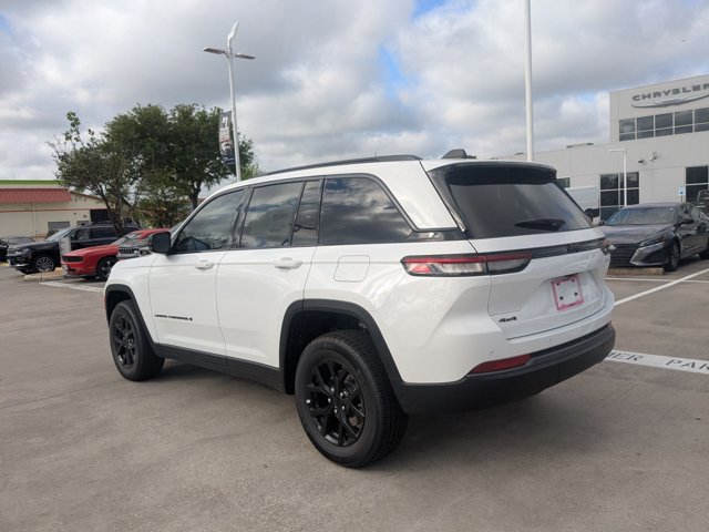 New 2026 Jeep Grand Cherokee Altitude image 8