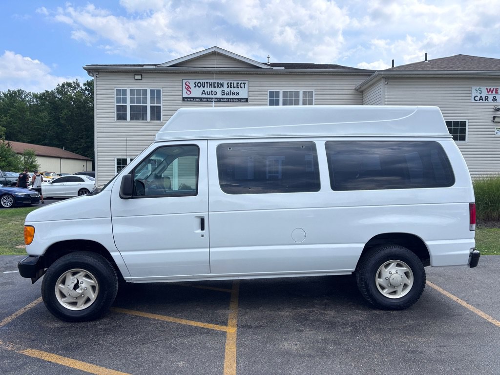 Used 2007 Ford E-250 and Econoline 250 RWD image 1