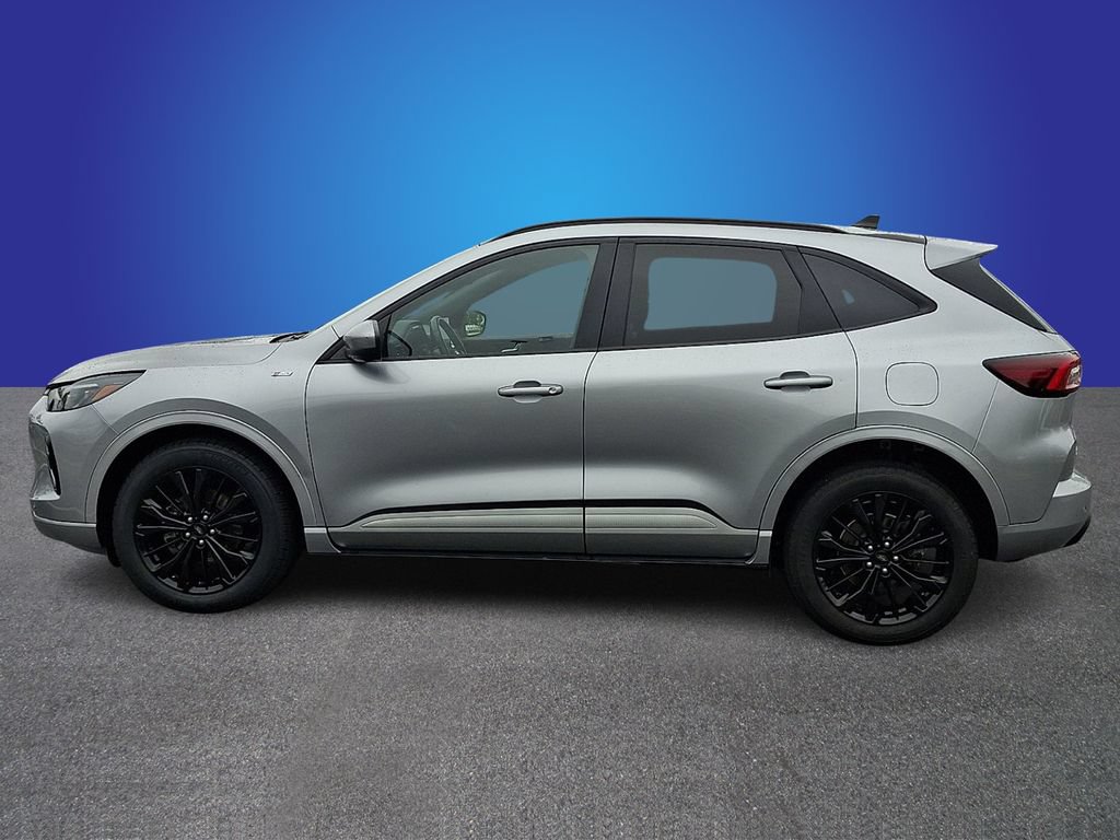 Used 2023 Ford Escape ST-Line Elite AWD/4WD image 7