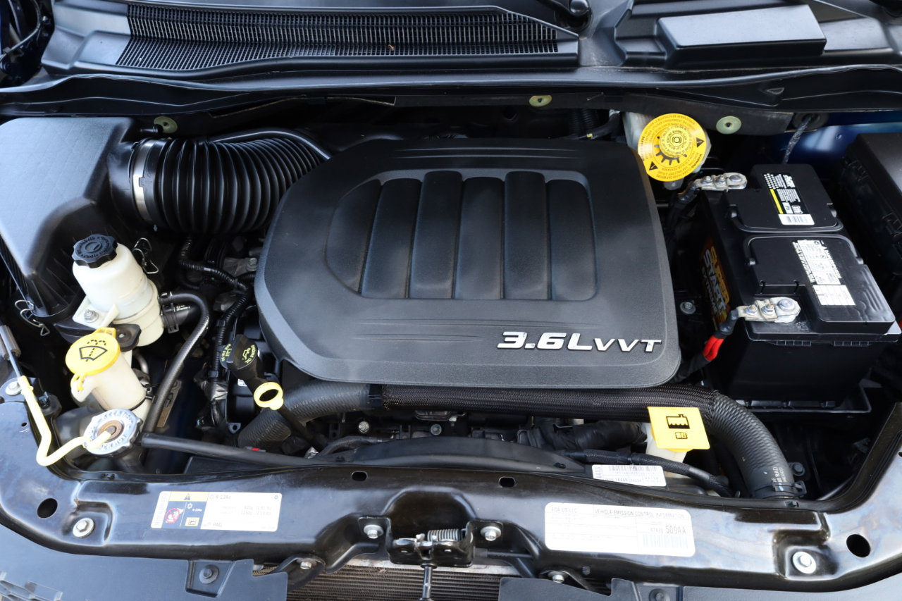 Used 2016 Dodge Grand Caravan American Value Package image 18