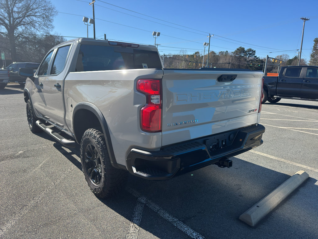 New 2026 Chevrolet Silverado 1500 ZR2 image 4