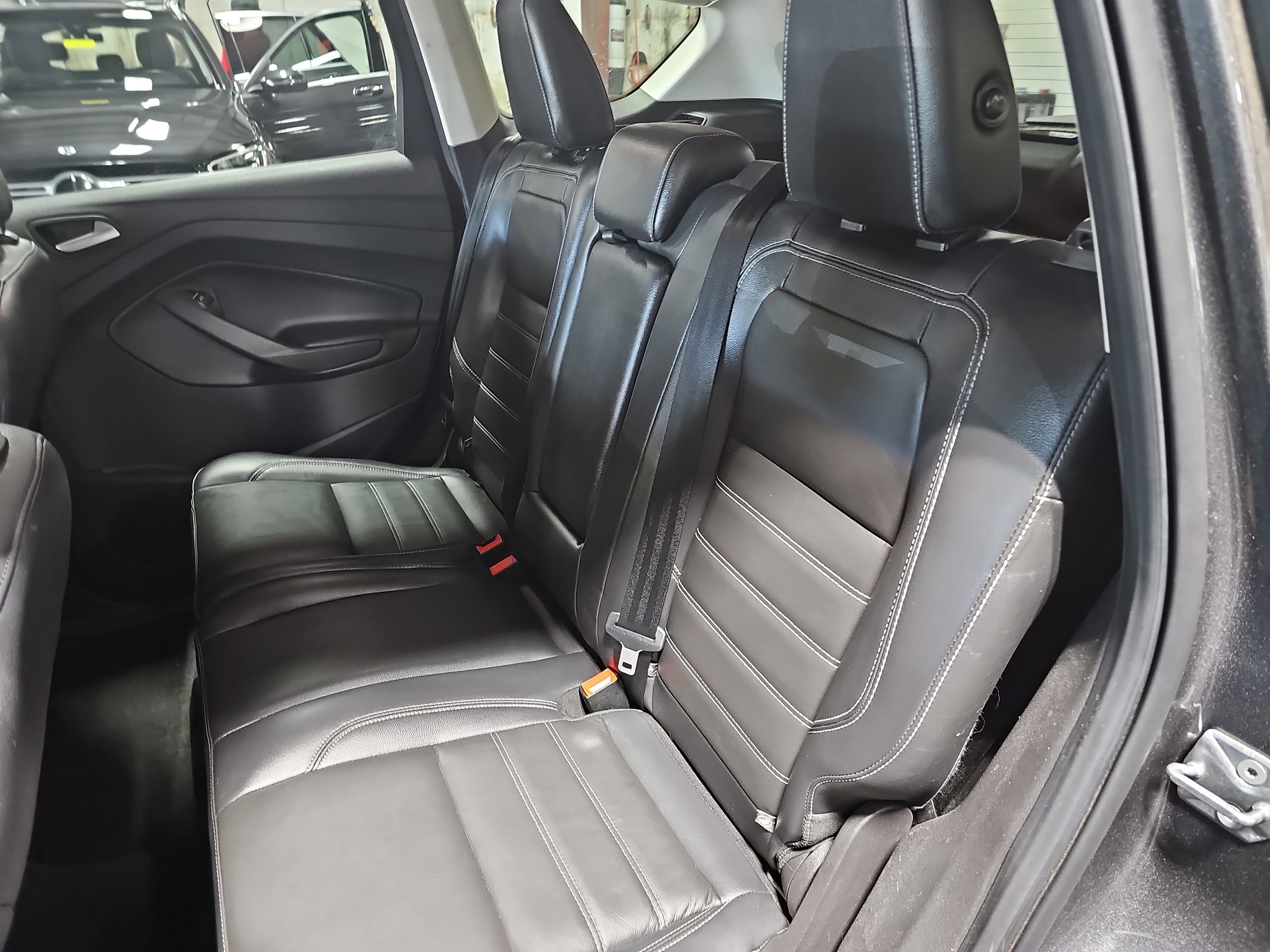 Used 2018 Ford Escape Titanium w/ Ford Safe & Smart Package AWD/4WD image 16