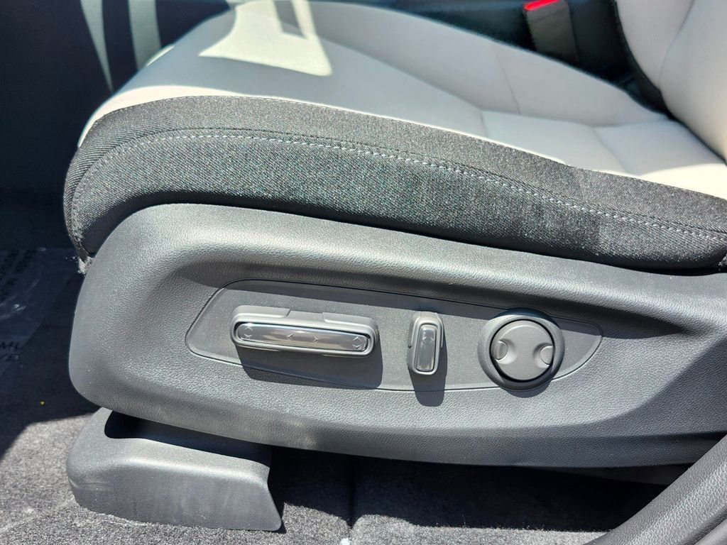 New 2026 Honda CR-V EX image 9