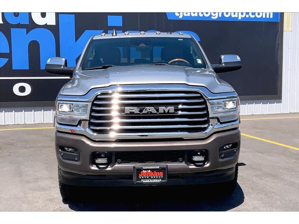 Used 2022 RAM 3500 Limited AWD/4WD image 3