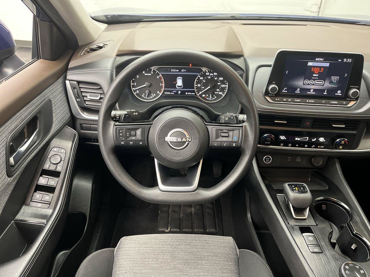 Used 2023 Nissan Rogue SV AWD/4WD image 12