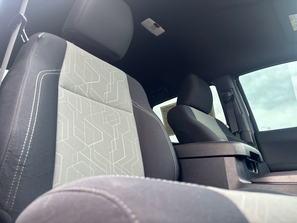 Used 2021 Toyota Tacoma TRD Off-Road image 29