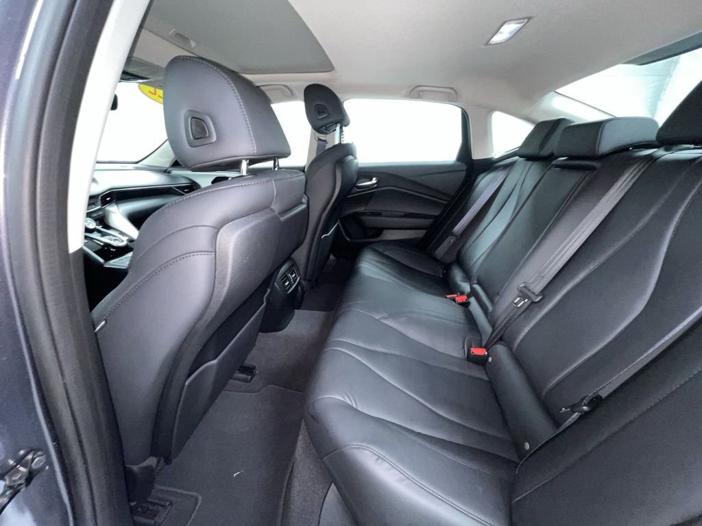 Used 2022 Acura TLX Base image 5