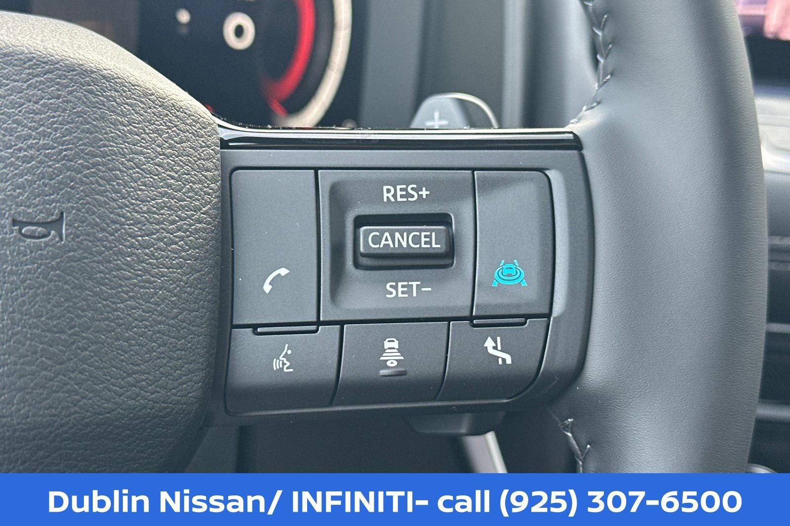 New 2026 Nissan Rogue Platinum w/ Tech Package AWD/4WD image 30