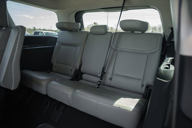 Used 2025 Ford Expedition Active image 46