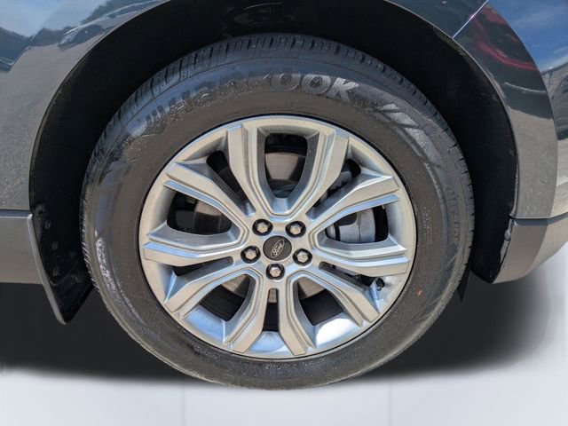 Used 2024 Ford Edge Titanium image 11