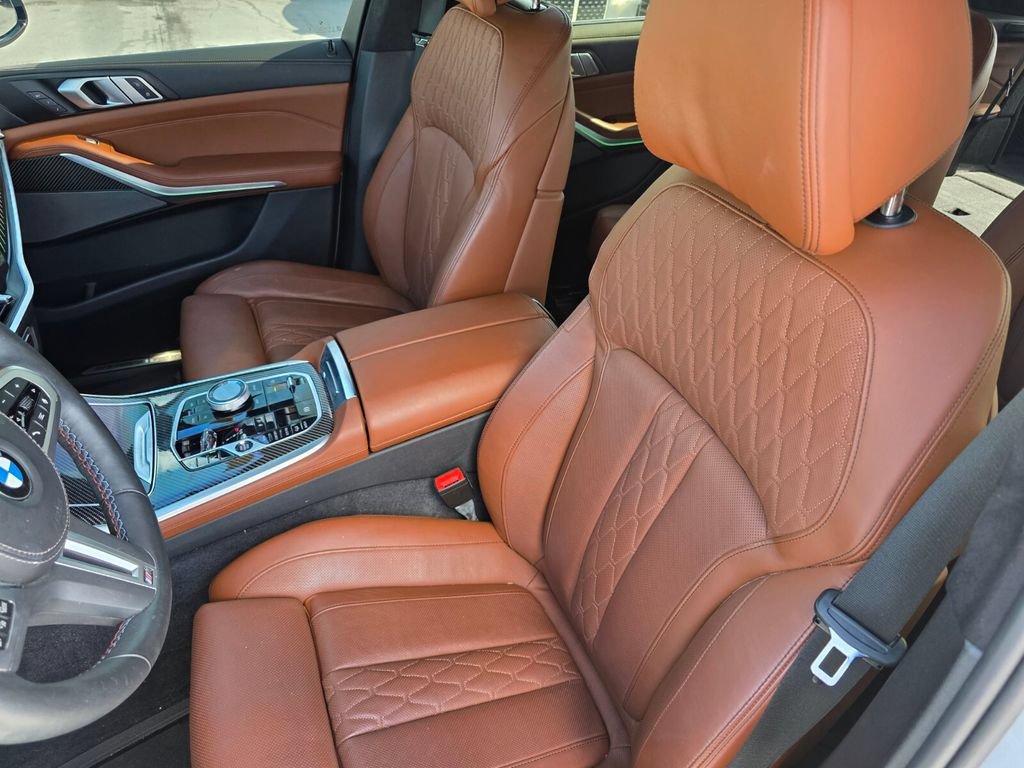 Certified 2025 BMW X7 M60i w/ Climate Comfort Package AWD/4WD image 11