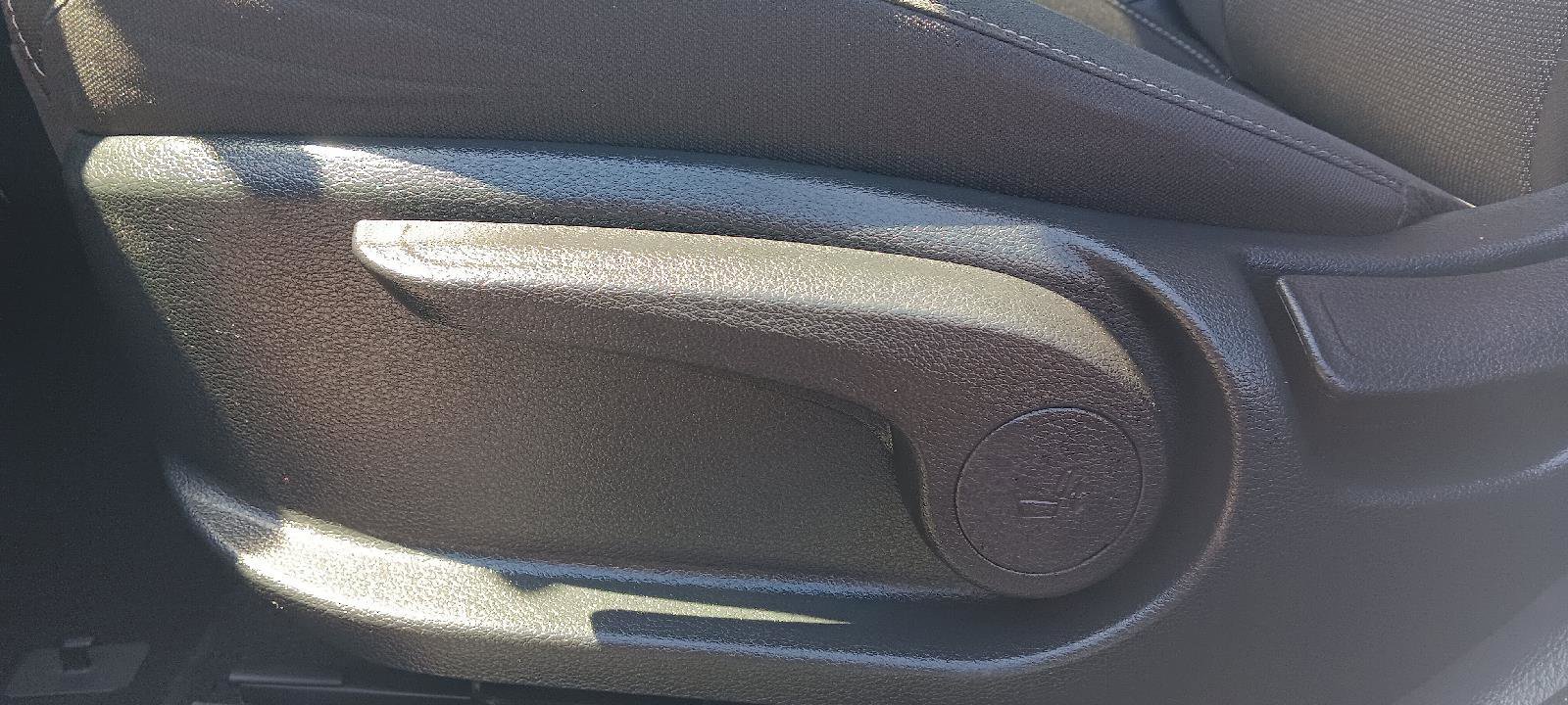 Used 2022 Kia Forte LXS image 8