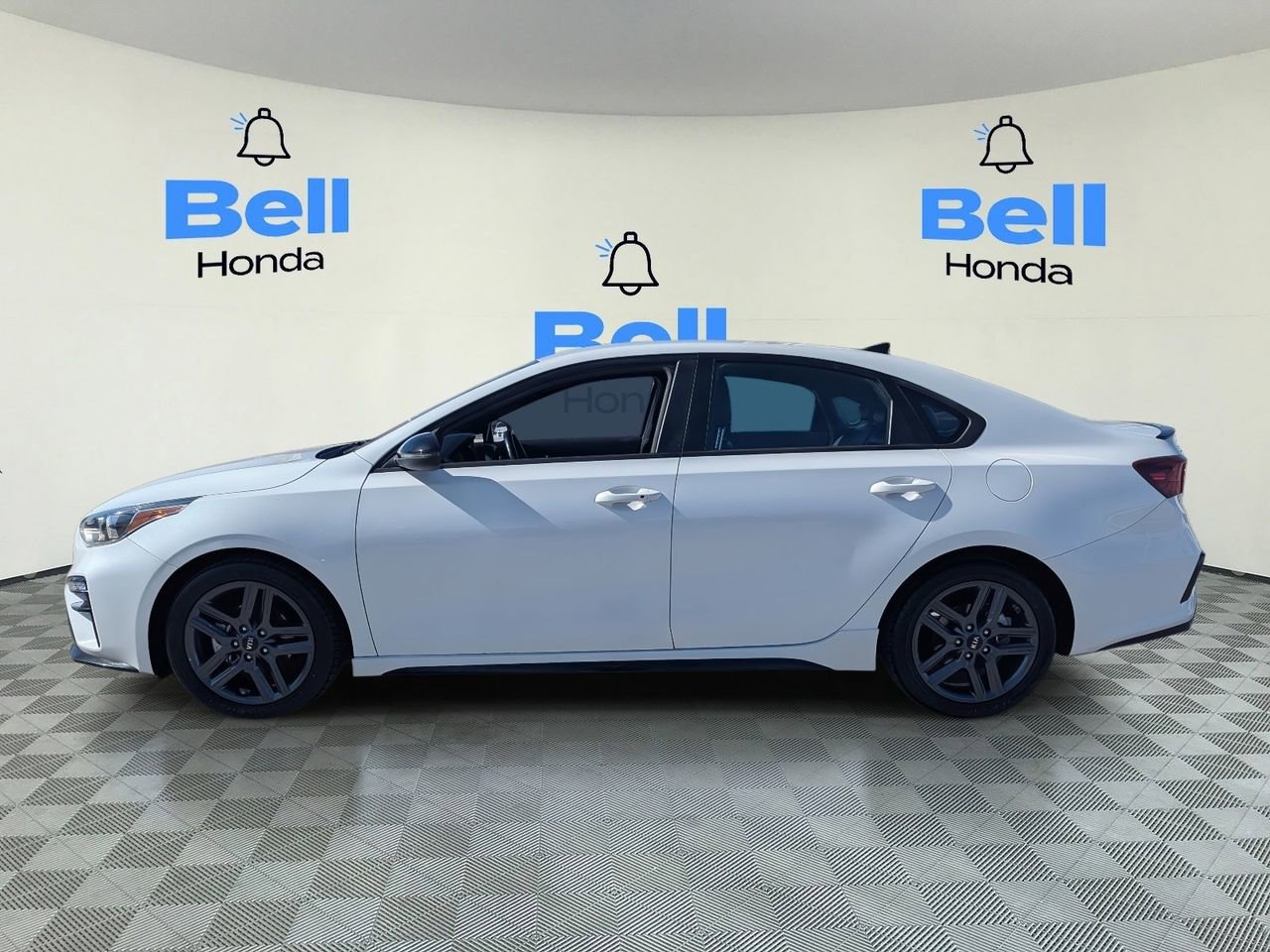 Used 2021 Kia Forte GT-Line image 2