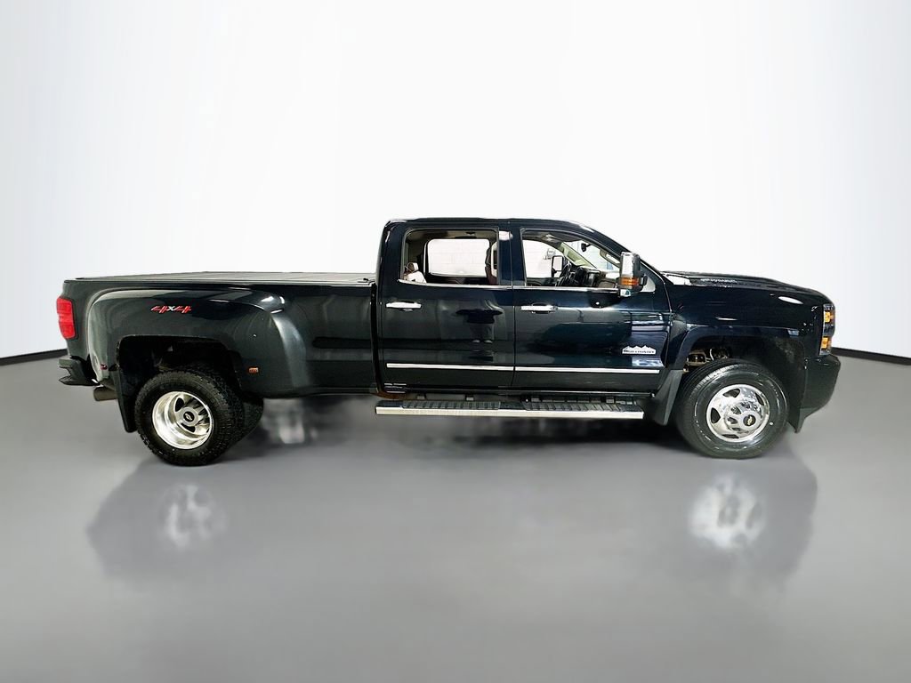 Used 2019 Chevrolet Silverado 3500 High Country AWD/4WD image 9