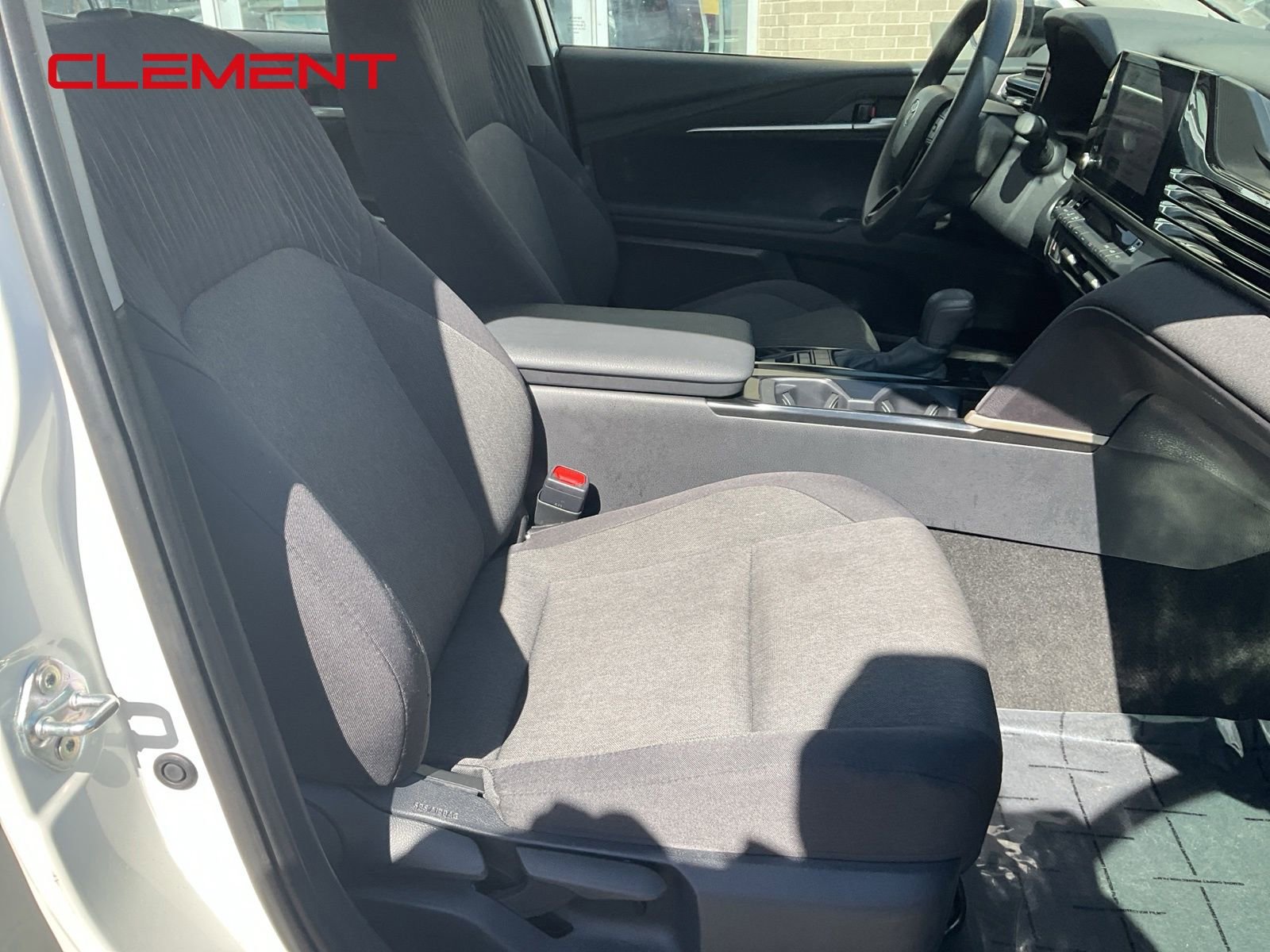 Used 2025 Toyota Camry LE image 47