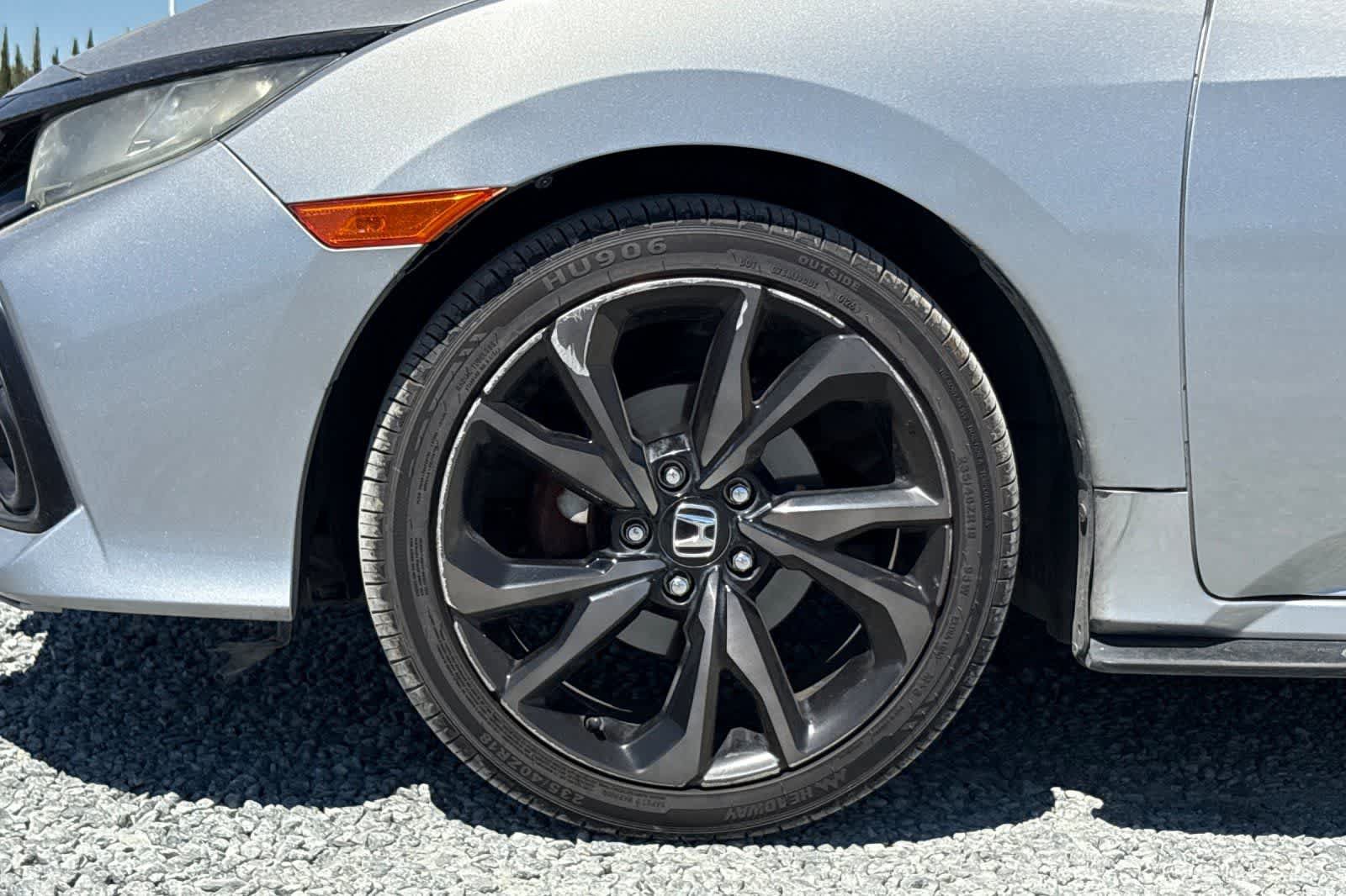 Used 2017 Honda Civic Sport image 12