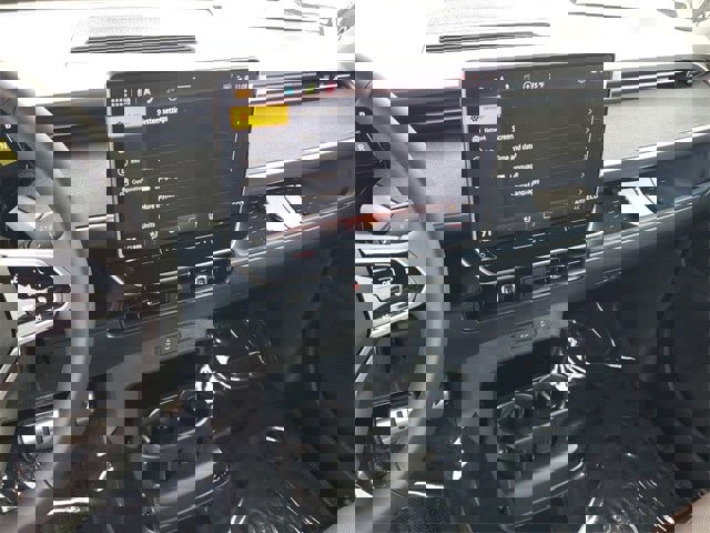 New 2025 Volkswagen ID. Buzz Pro S image 23