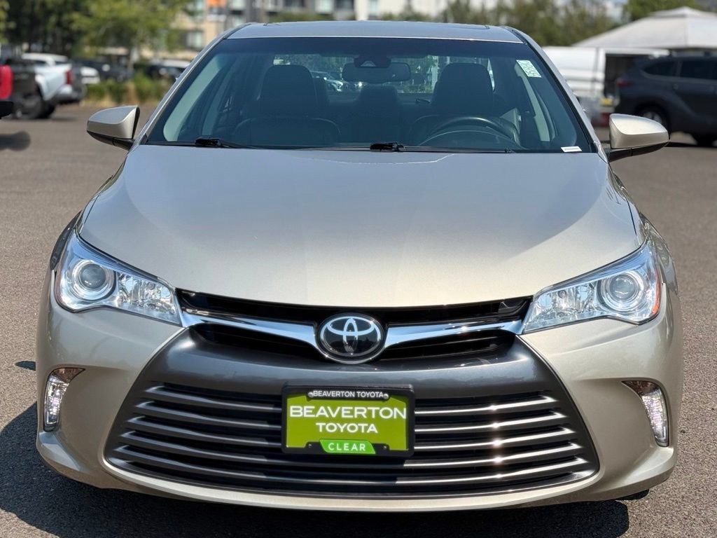 Used 2016 Toyota Camry XLE w/ Moonroof Package FWD image 8