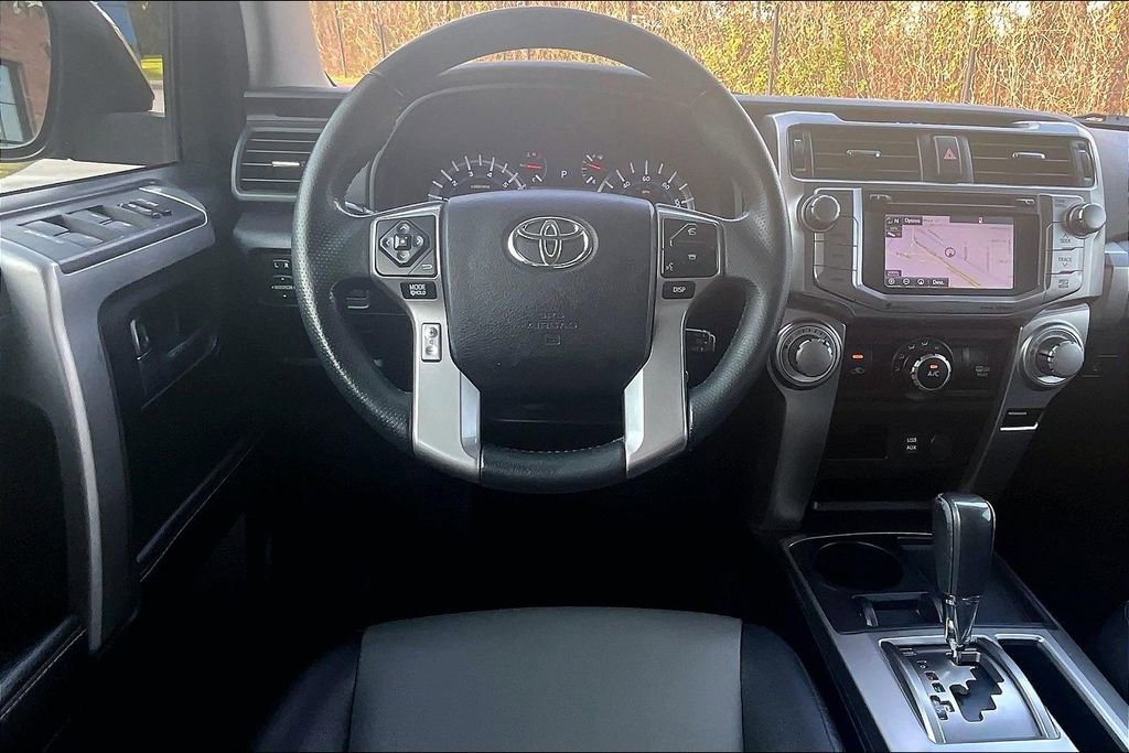 Used 2018 Toyota 4Runner SR5 Premium image 7
