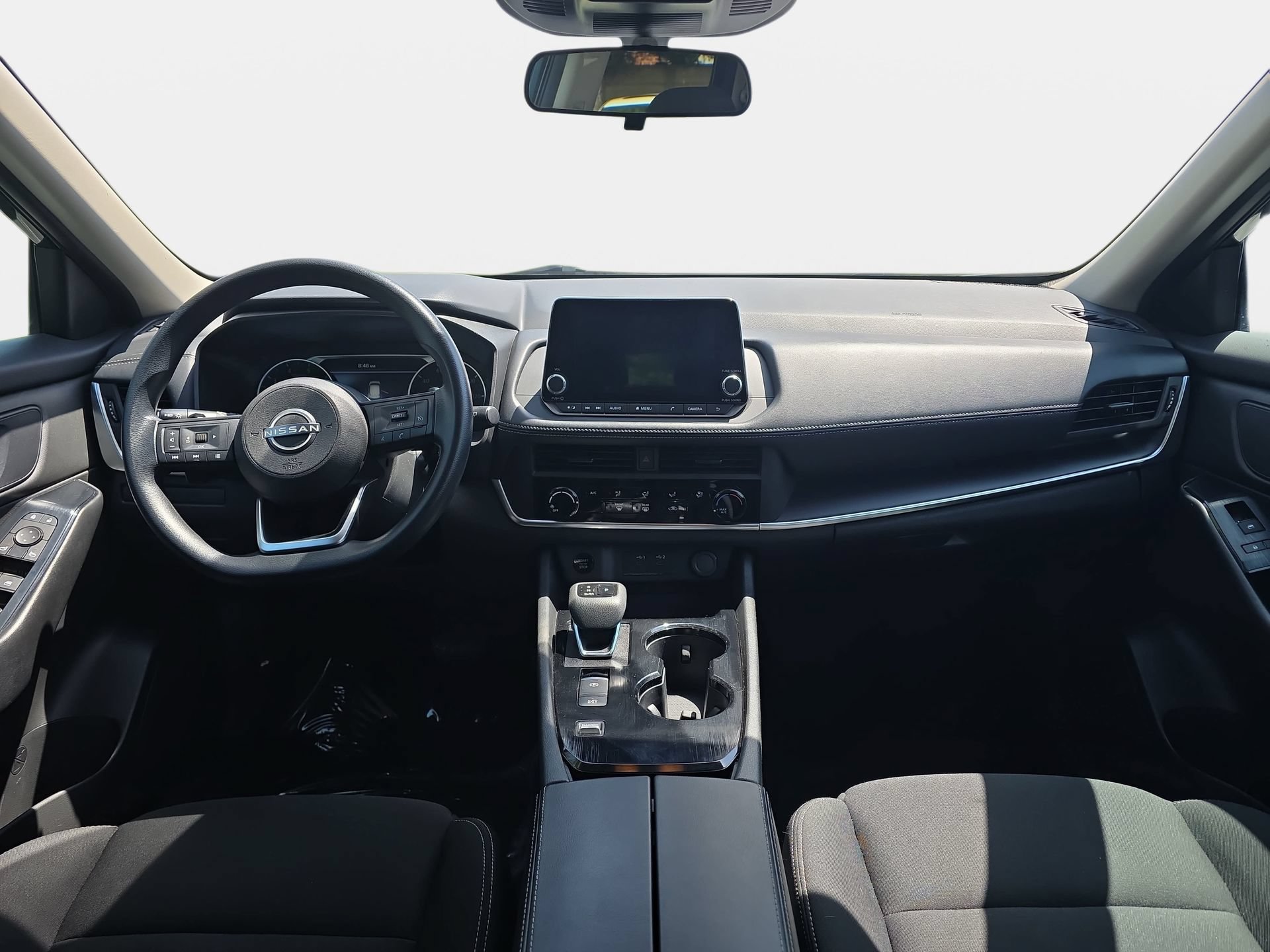 Used 2024 Nissan Rogue S FWD image 9
